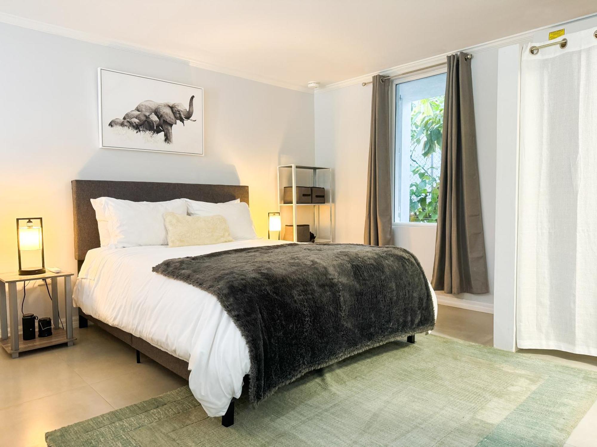 Studio, 100 Feet From The Beach Nassau Exterior foto